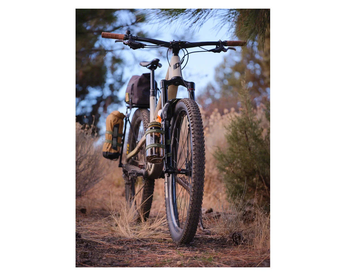 Old Man Mountain Axle Pack Fork Mount Rack - view 3